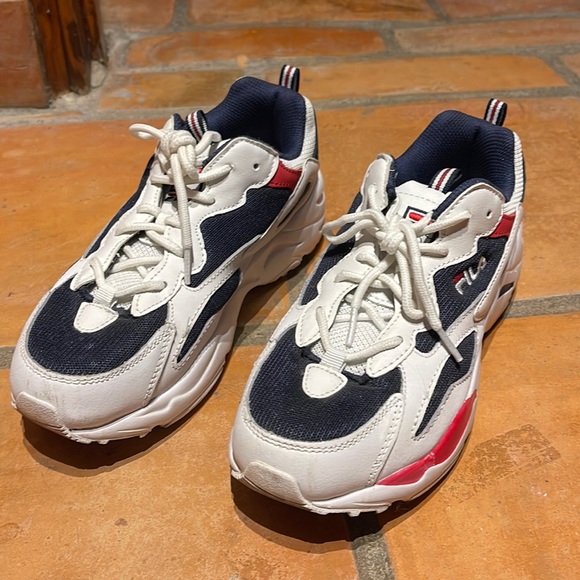Fila shoes - Picture 1 of 6